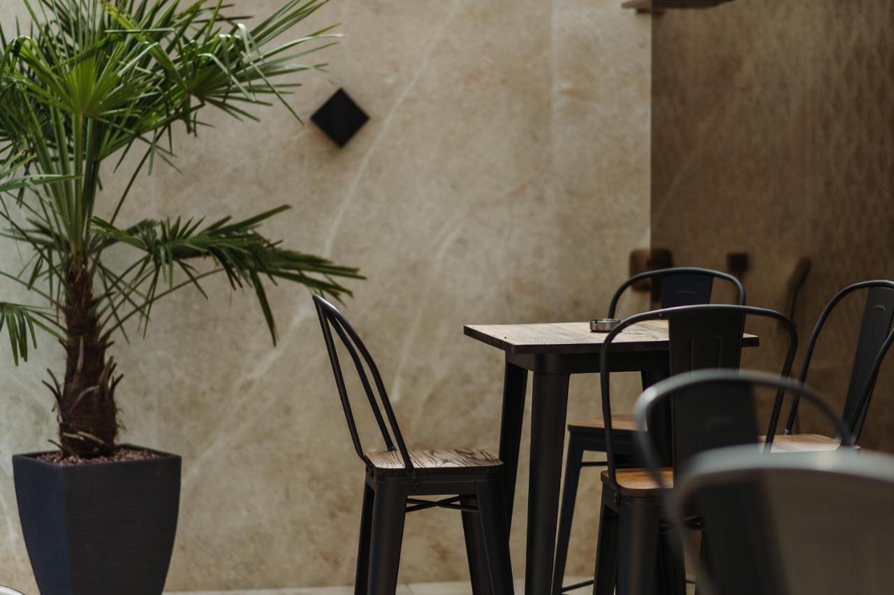 Отель Boutique Damiani Сибиу Экстерьер фото